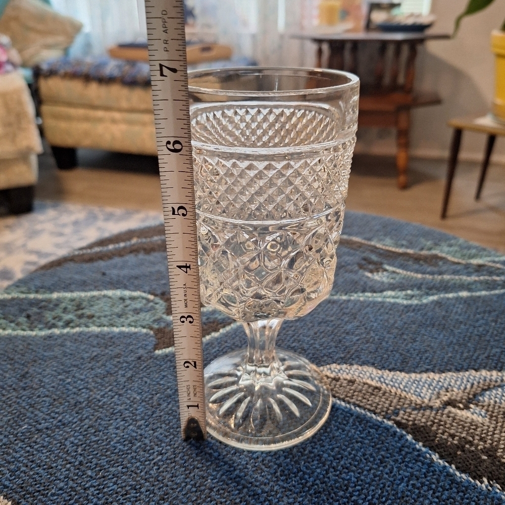 Vintage Anchor Hocking Wexford Vintage 7” Stemmed Wine water Goblets press Glass - Picture 3 of 11